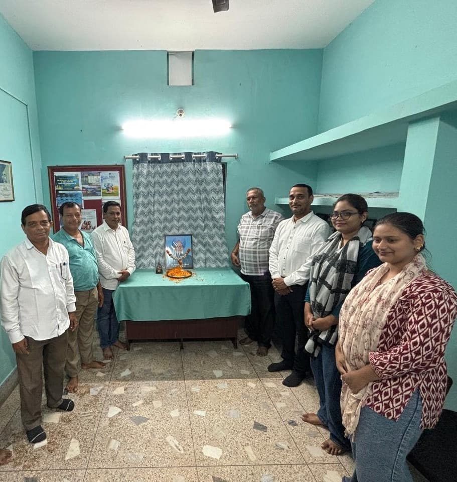 Community members gathered in commemorative tribute to Dr. Manmohan Singh